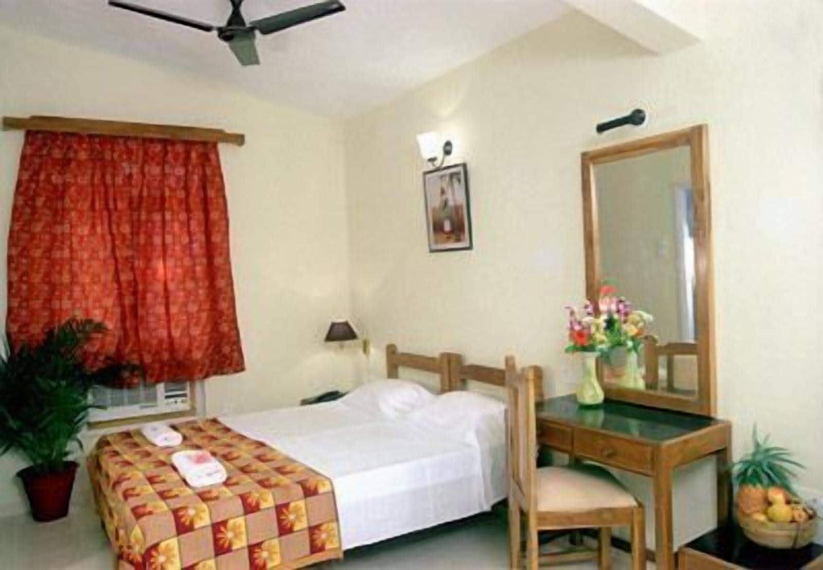 Summerville Beach Resort Candolim Exteriér fotografie