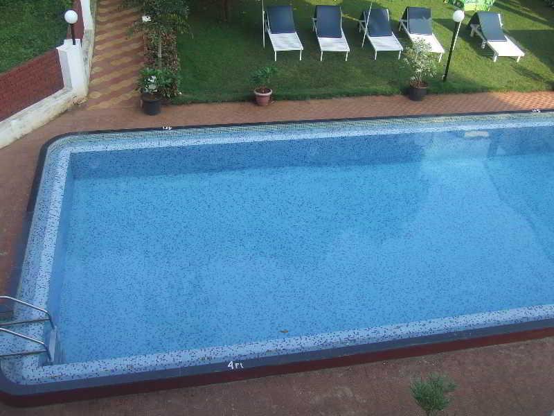 Summerville Beach Resort Candolim Exteriér fotografie